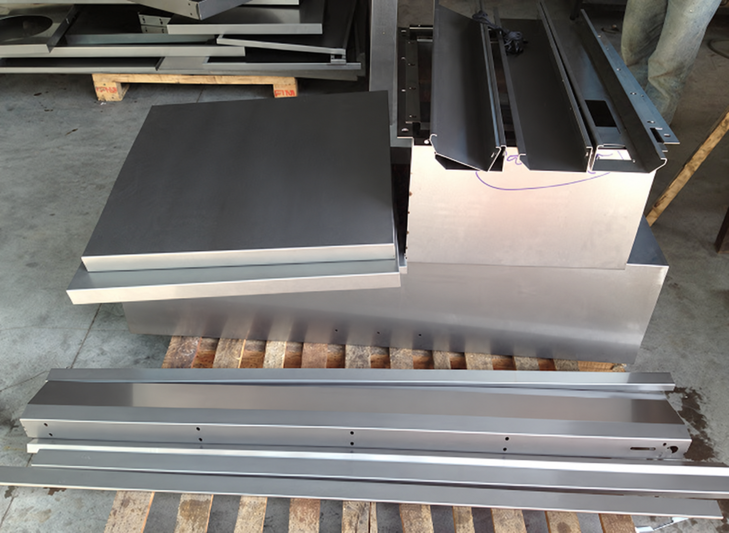 gia công cắt laser chấn inox