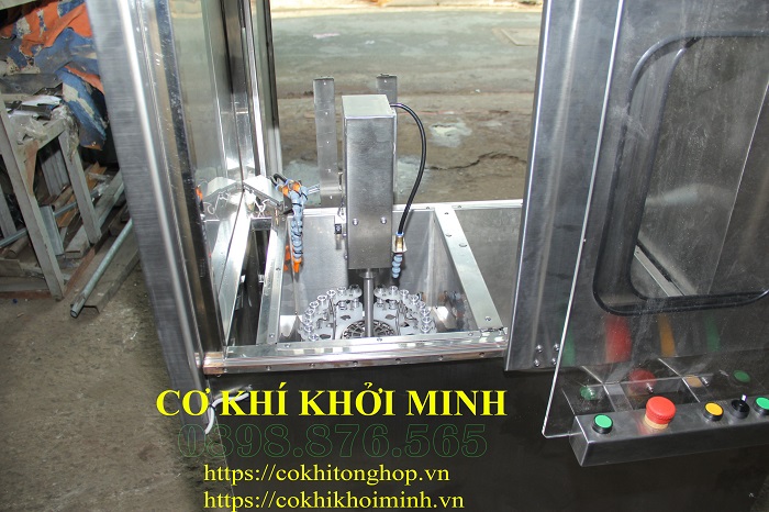 máy rửa phôi tự động