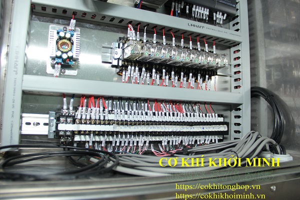 máy rửa phôi tự động