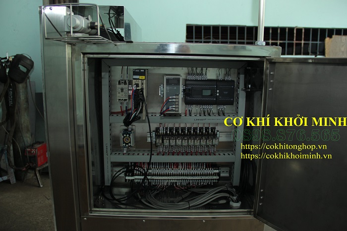 máy rửa phôi tự động